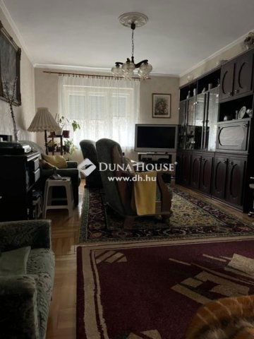 Eladó családi ház, Budapesten, XVIII. kerületben 120 M Ft