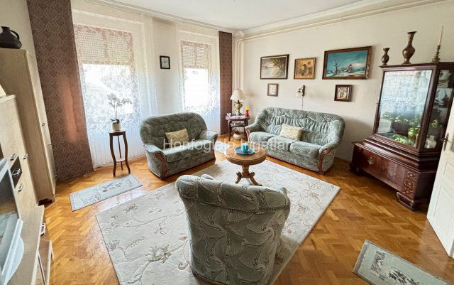 Eladó családi ház, Nyíregyházán 89.9 M Ft, 5 szobás