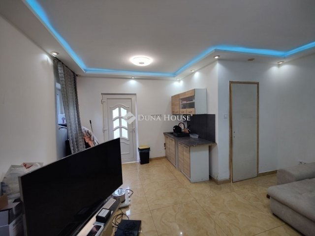 Eladó téglalakás, Budapesten, XIX. kerületben 29.9 M Ft