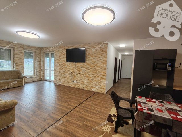 Eladó családi ház, Kecskeméten 89 M Ft, 6 szobás