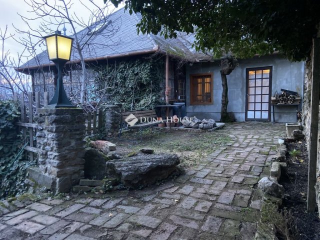 Eladó ikerház, Pécsett, Kisszkókó dűlőn 97 M Ft, 5 szobás