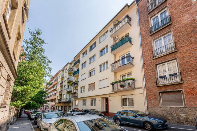 Kiadó téglalakás, albérlet, Budapesten, I. kerületben