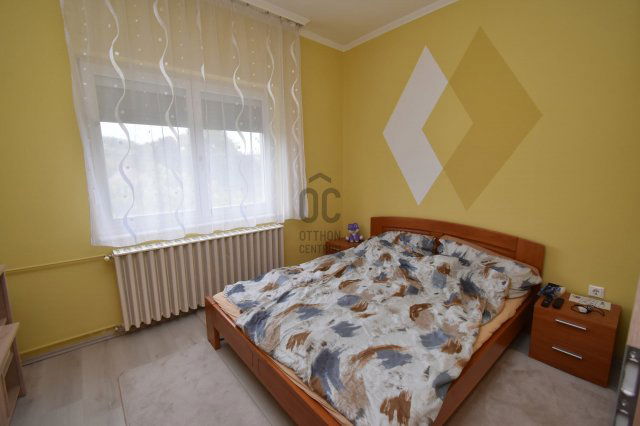 Eladó családi ház, Nemesszentandráson 72 M Ft, 4 szobás