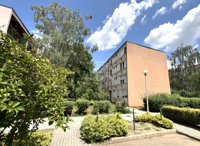 Eladó téglalakás, Vecsésen 69.5 M Ft, 2+1 szobás