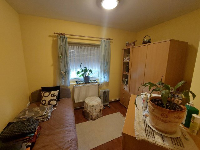 Eladó családi ház, Nagysápon 78 M Ft, 4+4 szobás