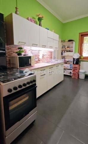 Eladó ikerház, Kecskeméten 76.9 M Ft, 6 szobás