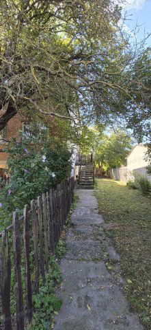 Eladó családi ház, Győrött 62.9 M Ft, 5 szobás