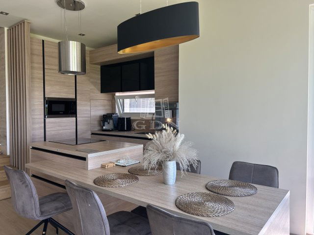 Eladó családi ház, Gödöllőn 178.7 M Ft, 4 szobás