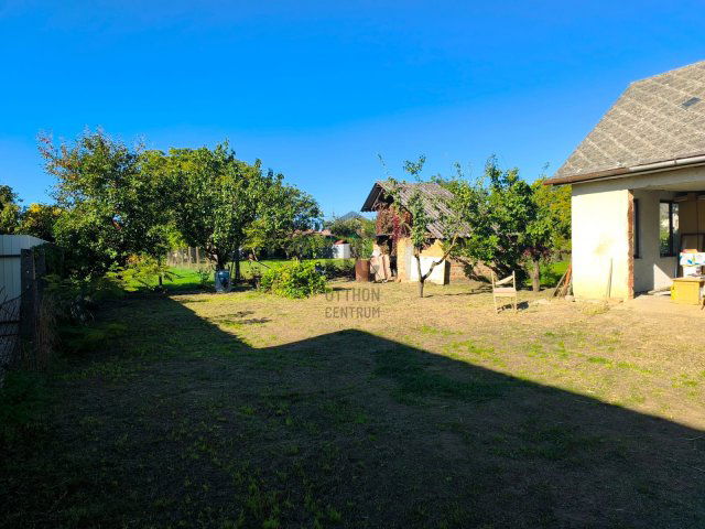Eladó családi ház, Balatonlelleén 72.9 M Ft, 4 szobás