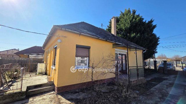 Eladó családi ház, Kalocsán 39.99 M Ft, 3+1 szobás