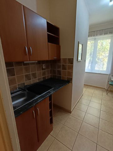 Eladó téglalakás, Székesfehérvárott 39.1 M Ft, 1 szobás