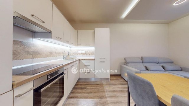 Eladó téglalakás, Miskolcon 39.9 M Ft, 2+1 szobás