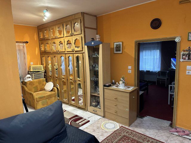 Eladó családi ház, Somogyudvarhelyen 50 M Ft, 7 szobás