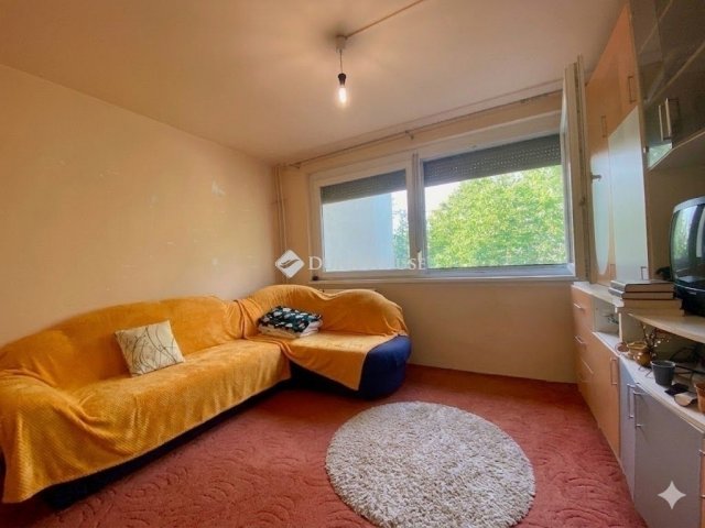 Eladó panellakás, Budapesten, XXI. kerületben 68 M Ft, 2 szobás