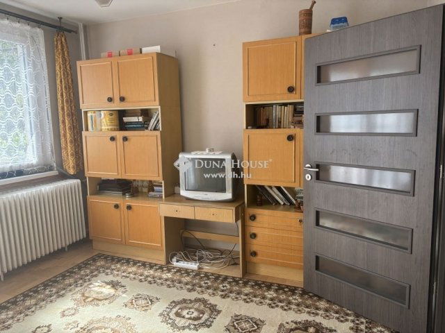 Eladó sorház, Veszprémben 77.9 M Ft, 2+2 szobás