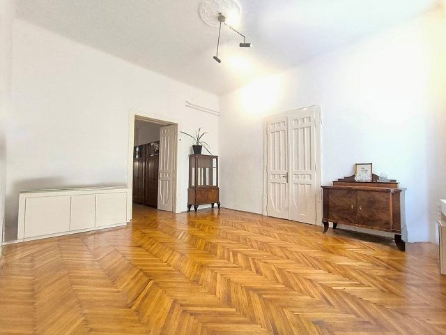 Eladó téglalakás, Budapesten, II. kerületben 170 M Ft, 4 szobás