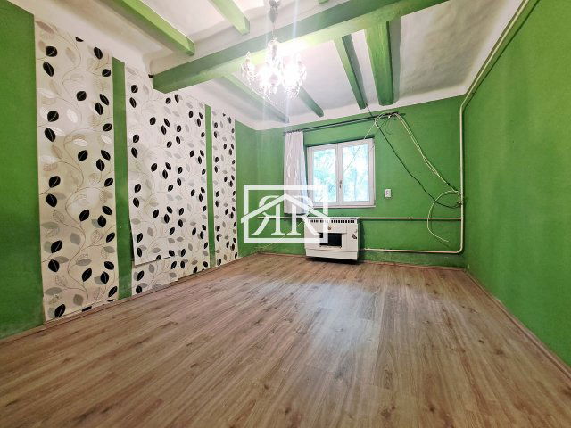 Eladó családi ház, Röszkén, Dózsa György utcában 22.9 M Ft