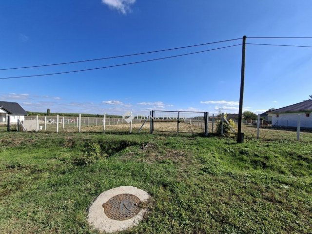 Eladó családi ház, Tápióságon 58 M Ft, 4 szobás