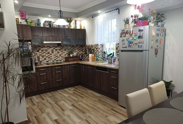 Eladó családi ház, Váchartyánon 149 M Ft, 4 szobás