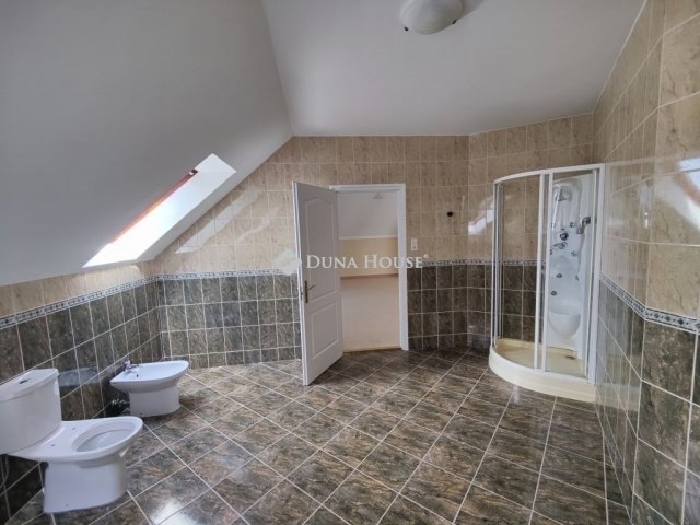 Eladó családi ház, Budapesten, XVIII. kerületben 199.9 M Ft