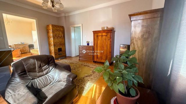 Eladó családi ház, Szombathelyen 82 M Ft, 3 szobás