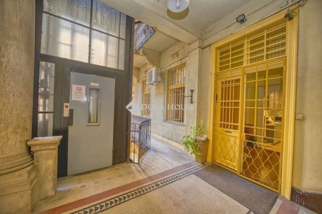 Eladó téglalakás, Budapesten, VIII. kerületben 171 M Ft