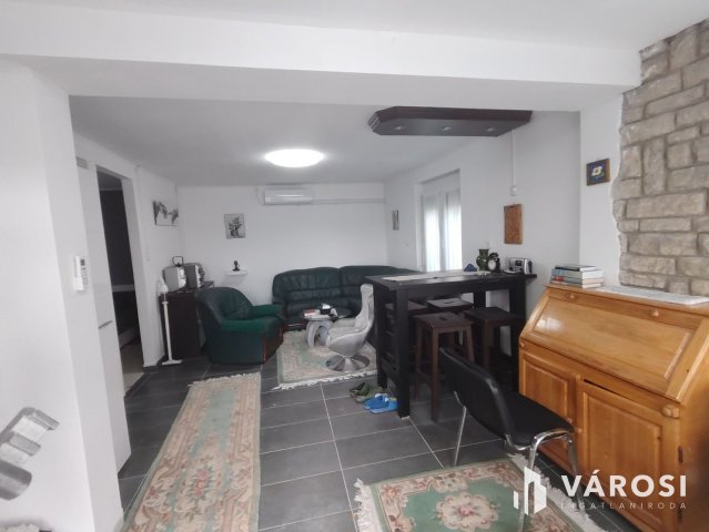 Eladó nyaraló, Tasson 53.5 M Ft, 2 szobás / költözzbe.hu