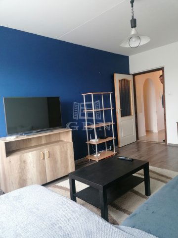 Eladó téglalakás, Szegeden 59.9 M Ft, 2+2 szobás