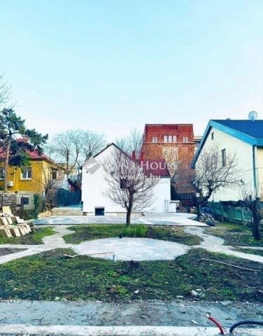 Eladó családi ház, Budapesten, X. kerületben 122 M Ft, 5 szobás