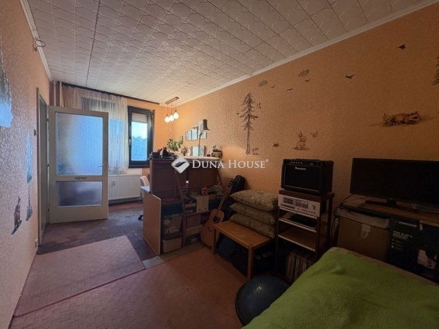 Eladó téglalakás, Budapesten, XXI. kerületben 46.9 M Ft