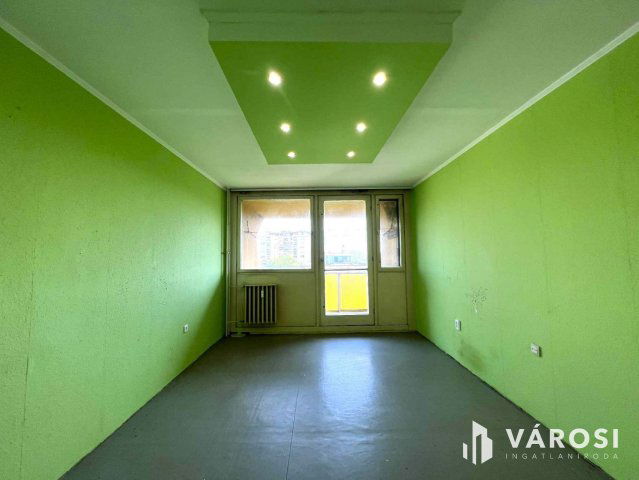 Eladó panellakás, Békéscsabán 25.99 M Ft, 2 szobás