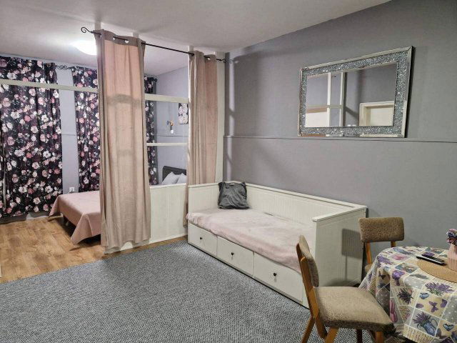 Eladó családi ház, Pilisszentkereszten 149.9 M Ft, 7 szobás