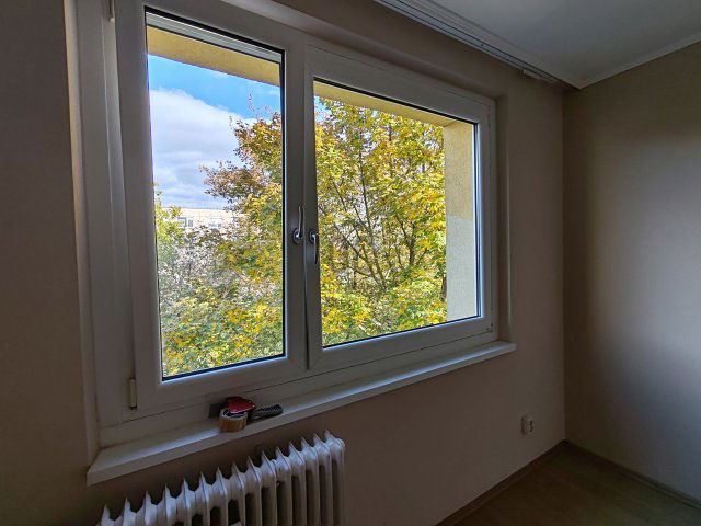 Eladó panellakás, Győrött 55 M Ft, 3 szobás
