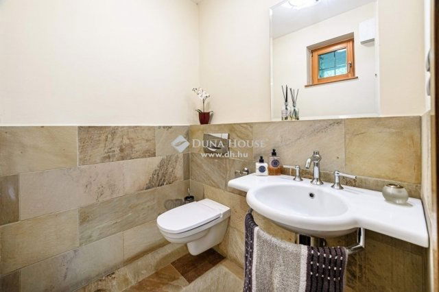 Eladó családi ház, Budapesten, XII. kerületben 730 M Ft