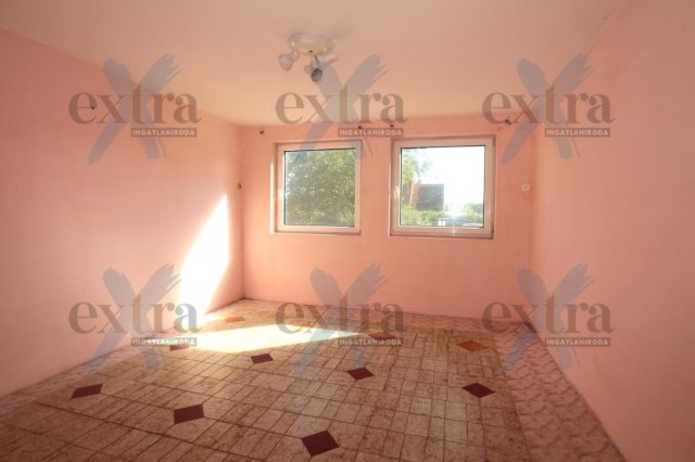 Eladó mezogazdasagi ingatlan, Szegeden 44.9 M Ft, 1 szobás