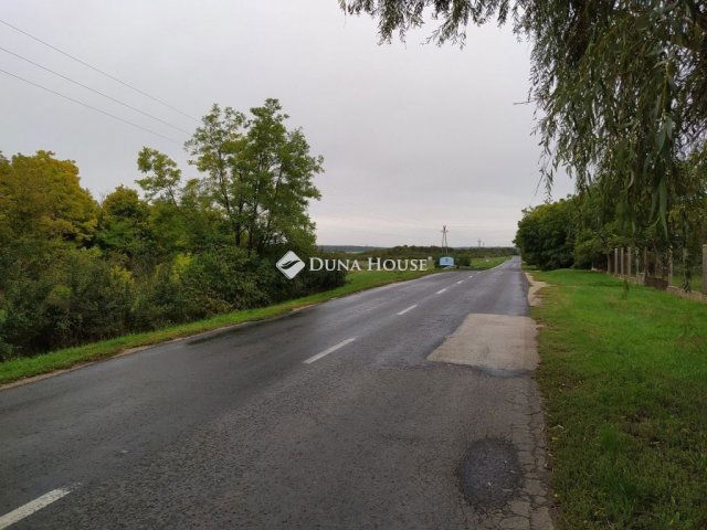 Eladó ipari ingatlan, Pétfürdőn 30 M Ft / költözzbe.hu