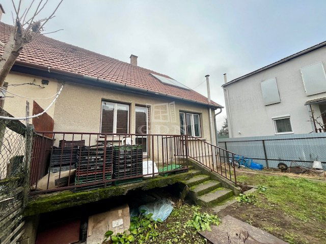 Eladó ikerház, Budapesten, XVI. kerületben 89.98 M Ft, 3+1 szobás
