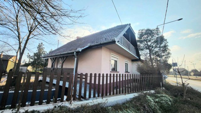 Eladó családi ház, Tökölön 73.5 M Ft, 4 szobás