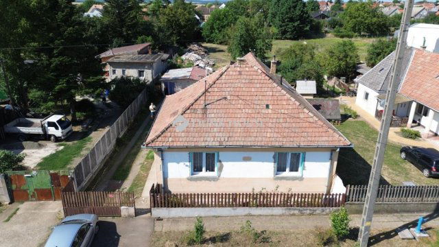 Eladó családi ház, Kartalon 55 M Ft, 2+1 szobás