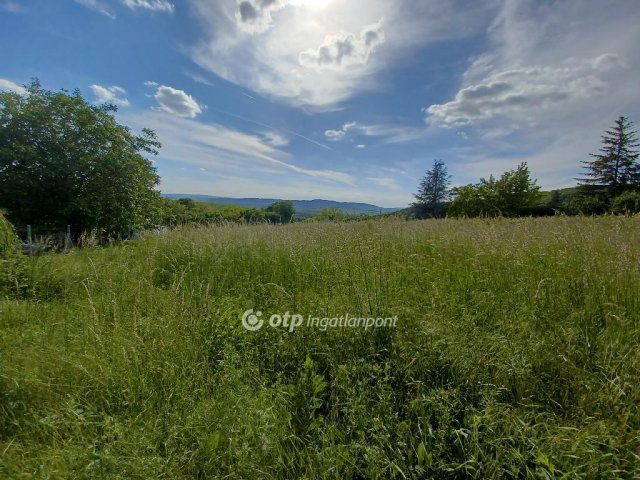 Eladó telek, Gyermelyen 25 M Ft / költözzbe.hu