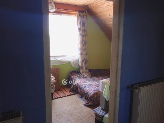 Eladó családi ház, Hatvanban 62 M Ft, 5 szobás