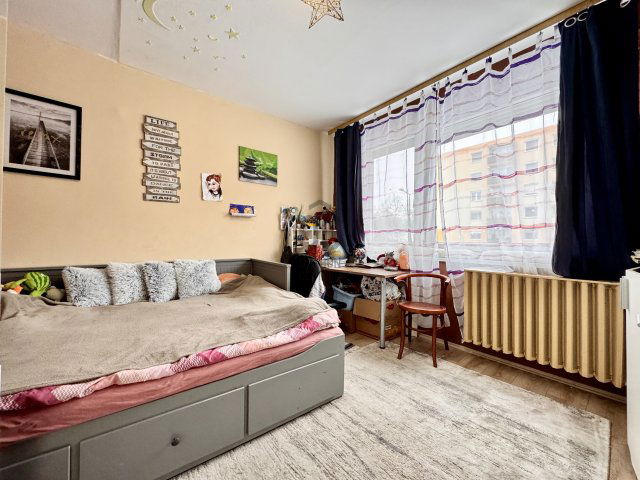 Eladó panellakás, Győrött 53.5 M Ft, 2 szobás