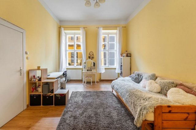 Eladó téglalakás, Budapesten, VI. kerületben 89.5 M Ft, 2 szobás