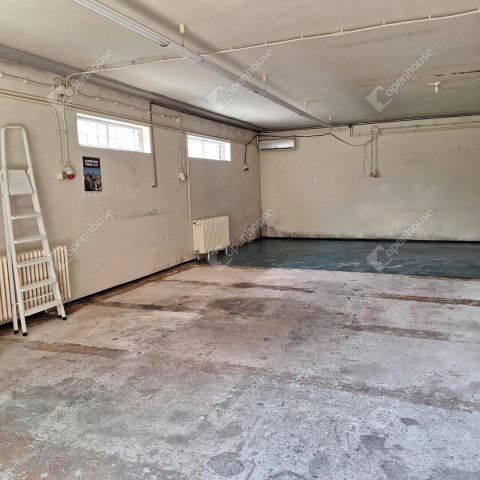 Eladó ipari ingatlan, Szegeden 25 M Ft / költözzbe.hu