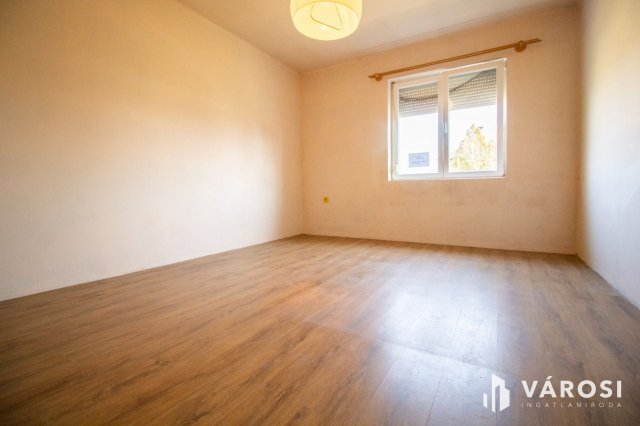 Eladó családi ház, Vésztőn 7.9 M Ft, 3 szobás