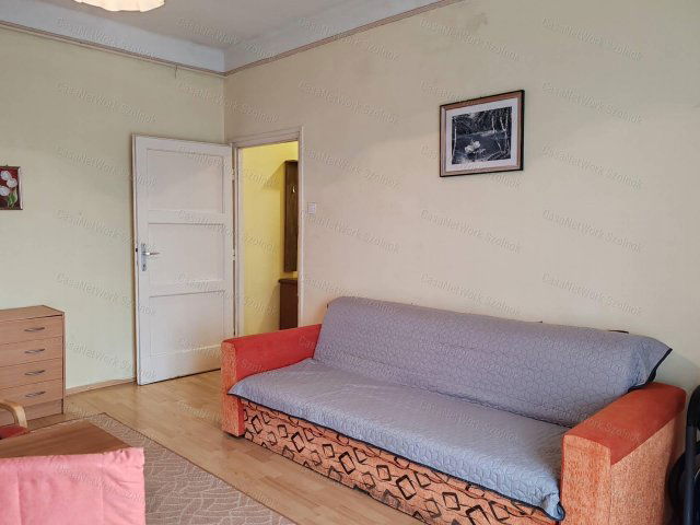 Kiadó téglalakás, albérlet, Szolnokon 100 E Ft / hó, 1 szobás