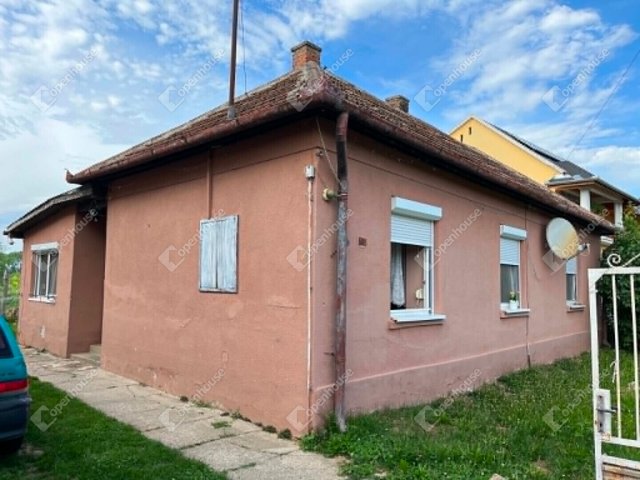 Eladó családi ház, Böhönyén 30.5 M Ft, 3+1 szobás