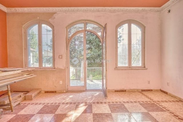 Eladó téglalakás, Budapesten, XVIII. kerületben 100 M Ft