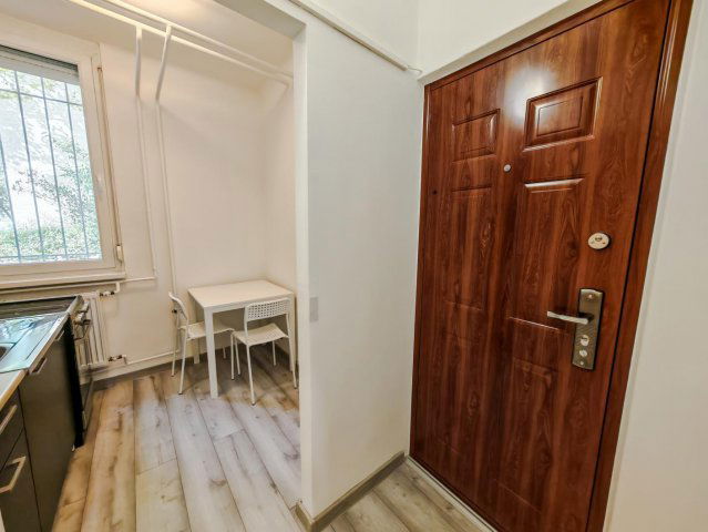 Kiadó téglalakás, albérlet, Tatabányán 120 E Ft / hó