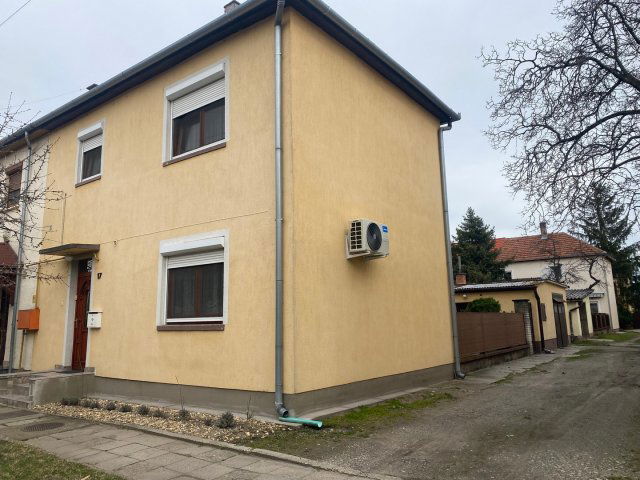 Eladó sorház, Kiskunhalason 35 M Ft, 3 szobás